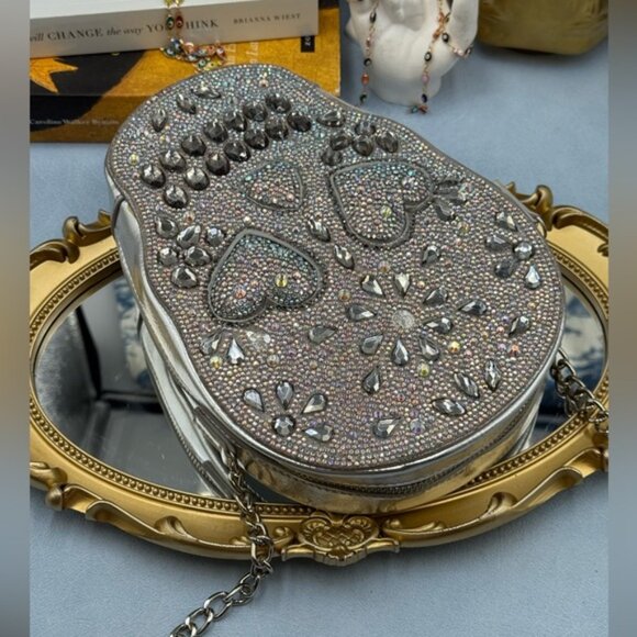 🆕 BETSEY JOHNSON 🧿 NWOT Bone-Jour Sugar Skull Crossbody Bag Silver Irridescent - Picture 8 of 16